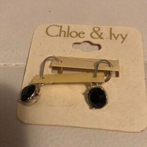 Dangling earrings silver with black stone